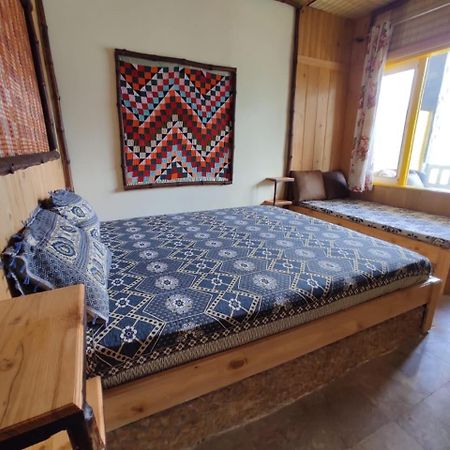 Khana Badosh Resort Kalam ภายนอก รูปภาพ