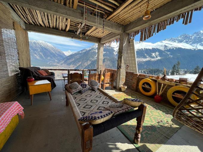 Khana Badosh Resort Kalam ภายนอก รูปภาพ